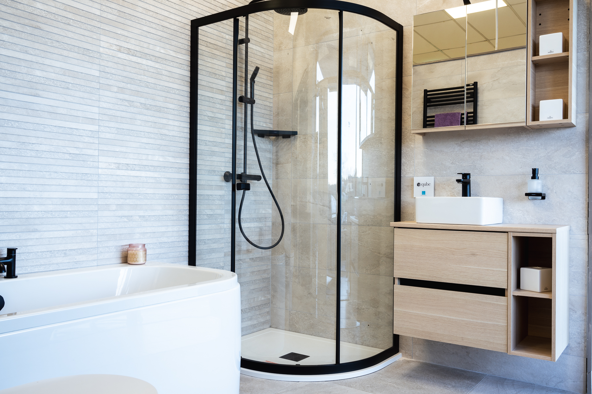 DB Tiles project — bathroom detail